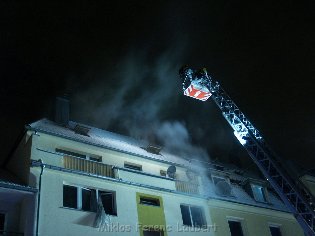 Feuer in Kueche Koeln Vingst Homarstr P631.JPG